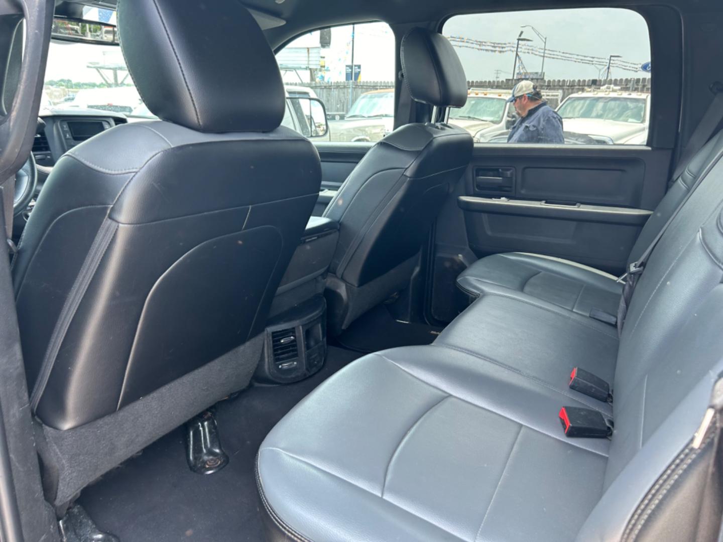 2021 Grey RAM 3500 Crew Cab 4WD DRW (3C7WRTCL0MG) with an 6.7L L6 OHV 24V TURBO DIESEL engine, 6A transmission, located at 1687 Business 35 S, New Braunfels, TX, 78130, (830) 625-7159, 29.655487, -98.051491 - Photo#10